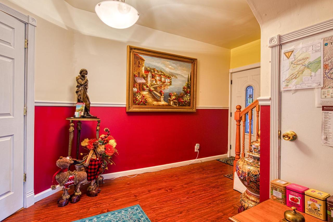 Mountain Treasure Bed And Breakfast Maplecrest Bagian luar foto