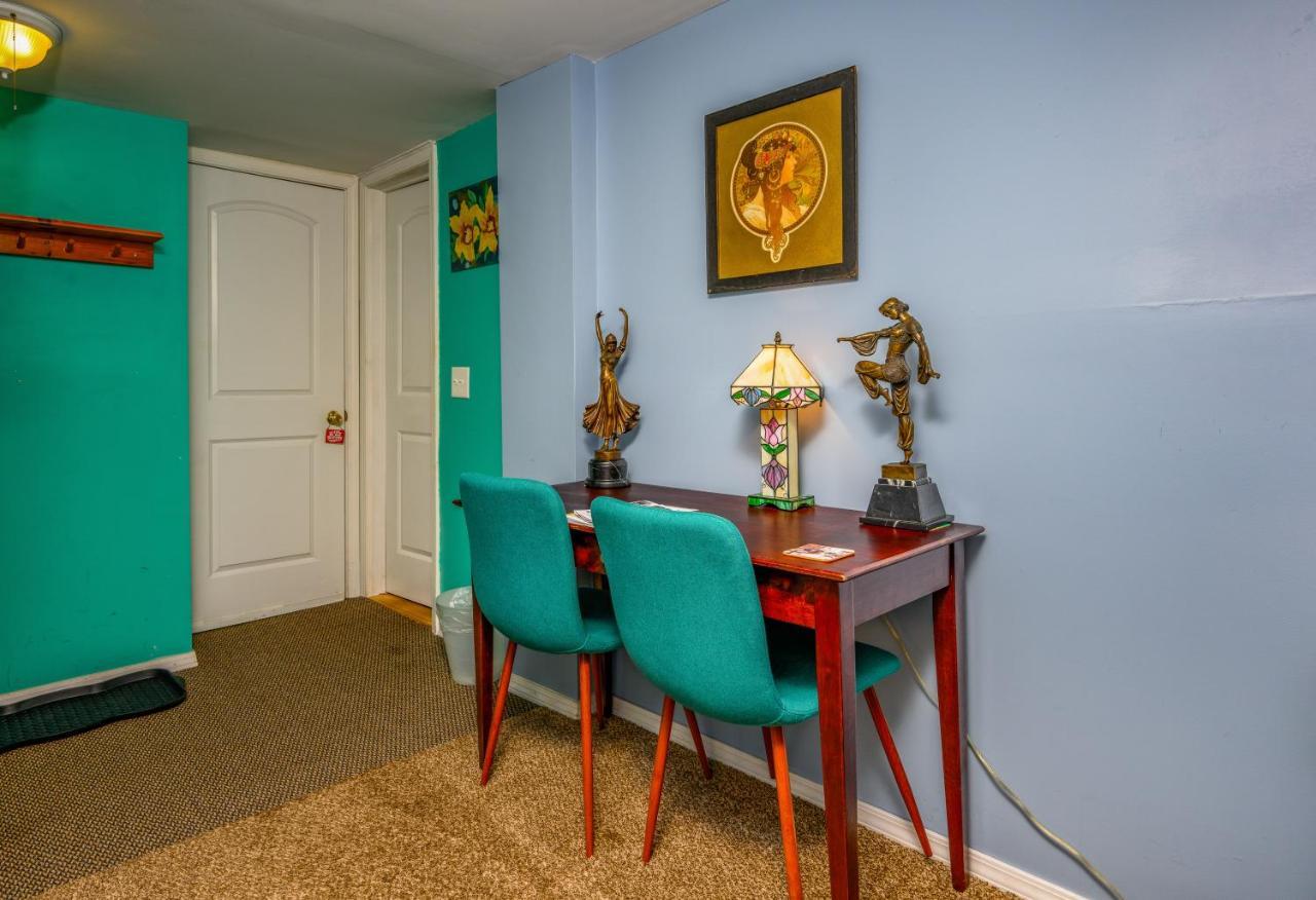 Mountain Treasure Bed And Breakfast Maplecrest Bagian luar foto