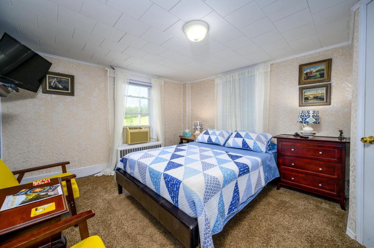 Mountain Treasure Bed And Breakfast Maplecrest Bagian luar foto