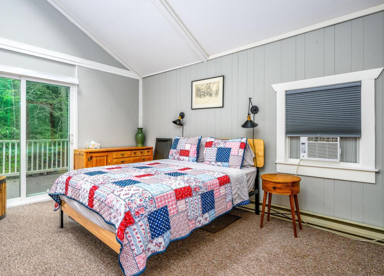 Mountain Treasure Bed And Breakfast Maplecrest Bagian luar foto